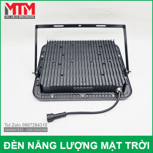 Mat Sau Den Led 200w Nang Luong Mat Troi